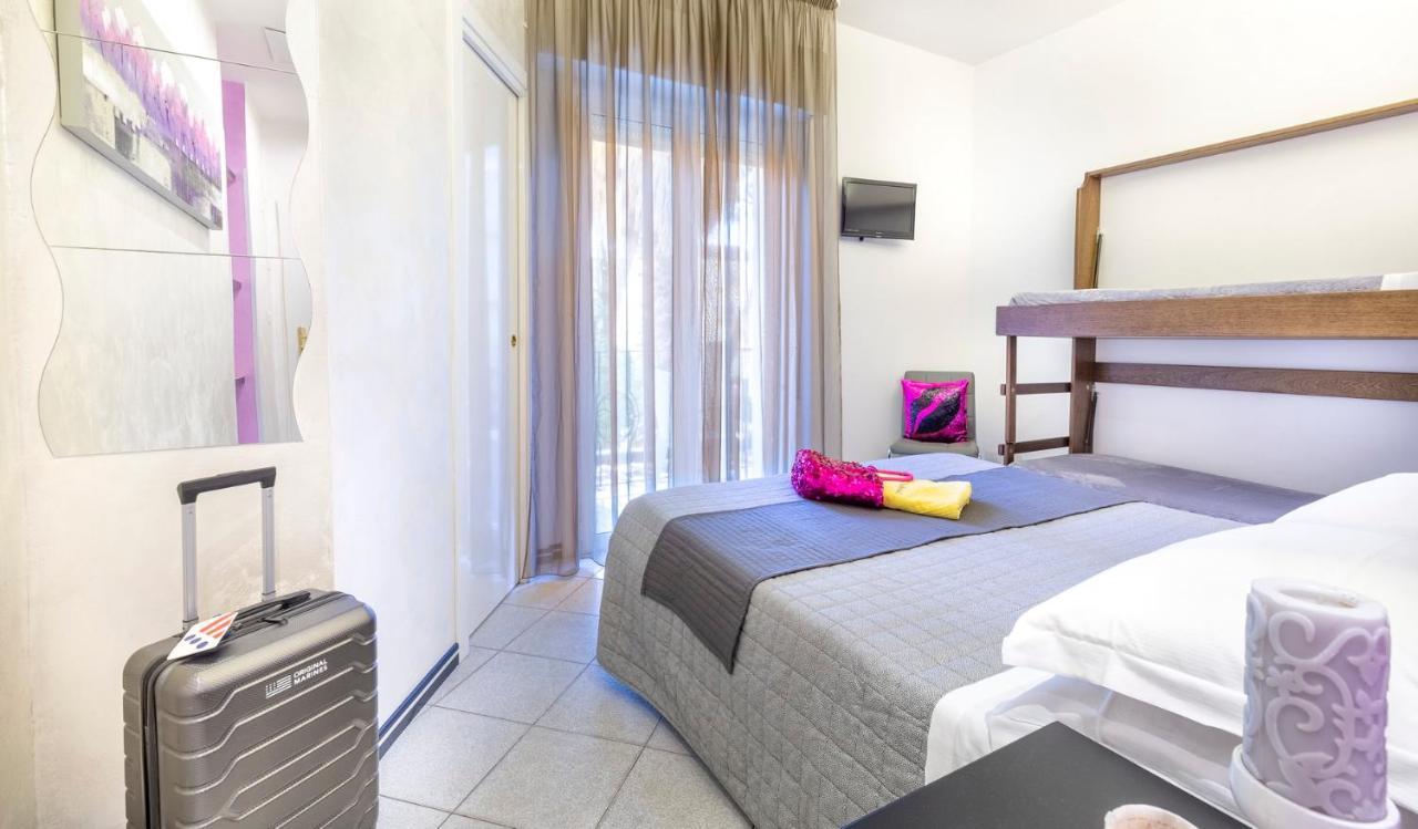 Hotel La Nidiola Riccione Dış mekan fotoğraf
