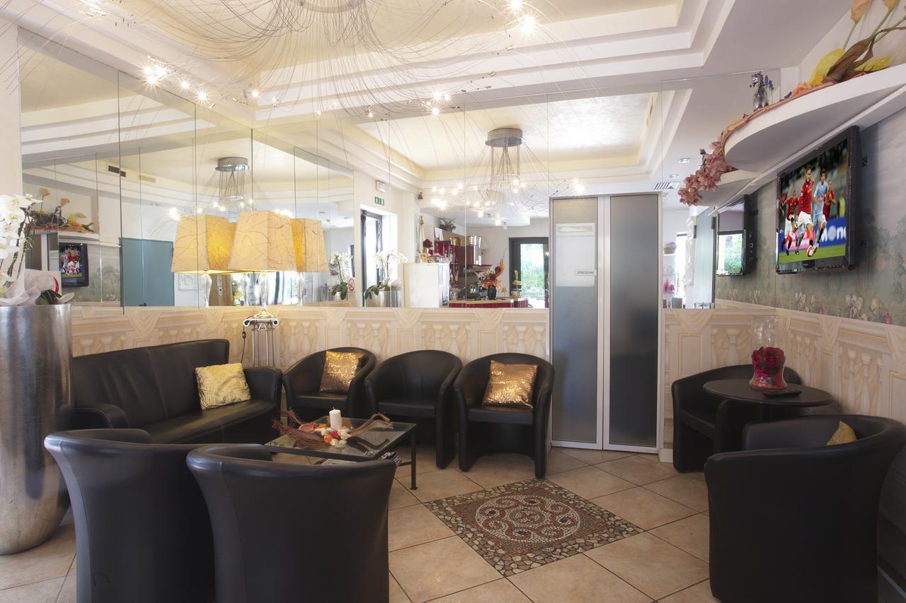 Hotel La Nidiola Riccione Dış mekan fotoğraf